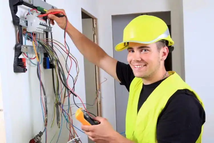 elektricien Luttelgeest